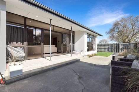 Photo of property in 17 Mona Square, Ashburton, 7700
