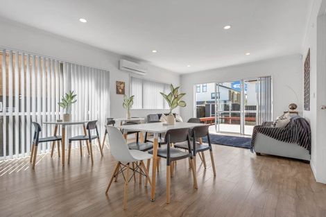 Photo of property in 3 Cloghfin Place, Flat Bush, Auckland, 2019