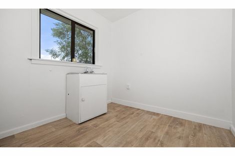 Photo of property in 906 Avonside Drive, Avondale, Christchurch, 8061