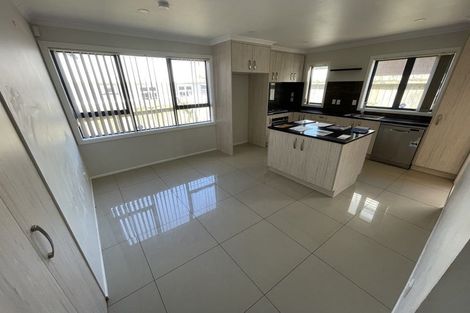 Photo of property in 10 Viola Avenue, Mangere East, Auckland, 2024