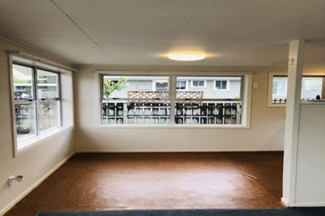 Photo of property in 14 Kowhai Street, Hamilton Lake, Hamilton, 3204