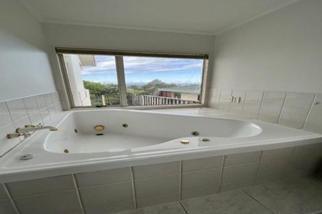 Photo of property in 9 Elsfield Place, Torbay, Auckland, 0630