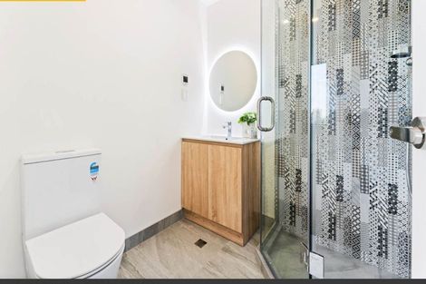 Photo of property in 17e Tabitha Crescent, Henderson, Auckland, 0612