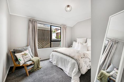 Photo of property in 1/6 Duncansby Road, Stanmore Bay, Whangaparaoa, 0932