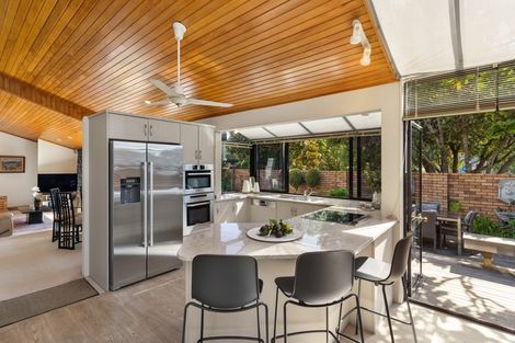 Photo of property in 1/4 Omana Road, Milford, Auckland, 0620