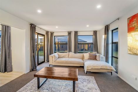 Photo of property in 12 Owen Drive, Darfield, 7510