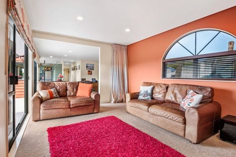 Photo of property in 199a Godley Road, Titirangi, Auckland, 0604