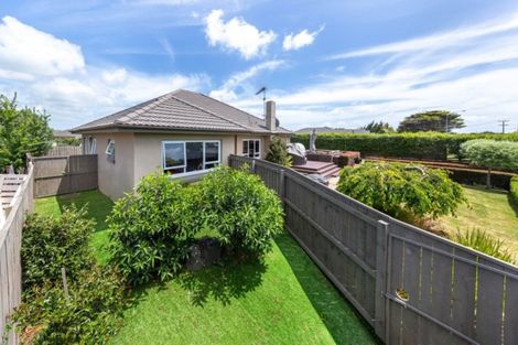 Photo of property in 549 Great South Road, Rosehill, Papakura, 2113