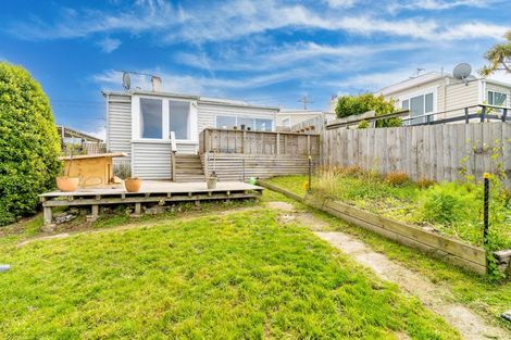 Photo of property in 17 Peel Street, Mornington, Dunedin, 9011