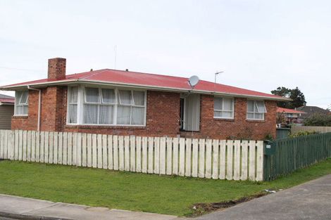 Photo of property in 1 Wood Avenue, Mangere East, Auckland, 2024