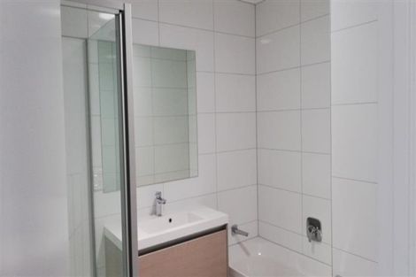 Photo of property in 3b Waituarua Drive, Takanini, 2112