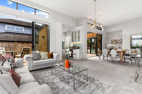Photo of property in 36 Matahae Drive, Flat Bush, Auckland, 2019
