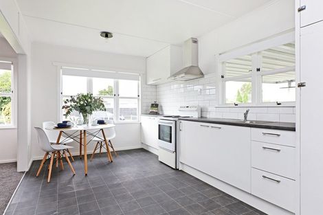 Photo of property in 75 Dover Road, Flaxmere, Hastings, 4120