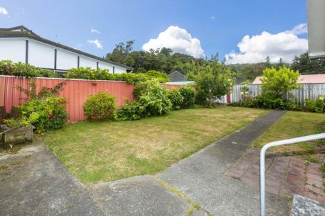 Photo of property in 3/4 Henry Street, Ebdentown, Upper Hutt, 5018