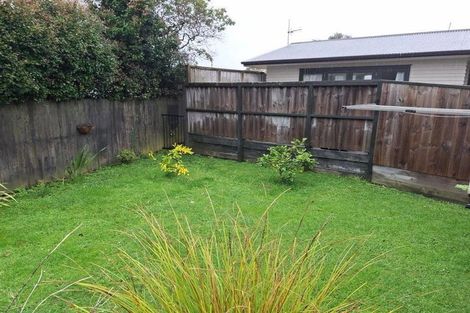 Photo of property in 7b Abel Tasman Avenue, Henderson, Auckland, 0610