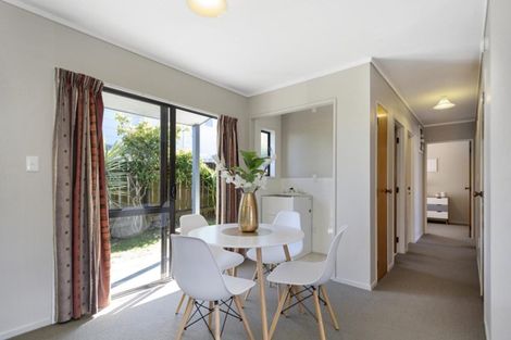 Photo of property in 37a Simpson Road, Papamoa Beach, Papamoa, 3118