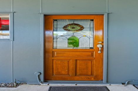 Photo of property in 1412 Whangaparaoa Road, Army Bay, Whangaparaoa, 0930