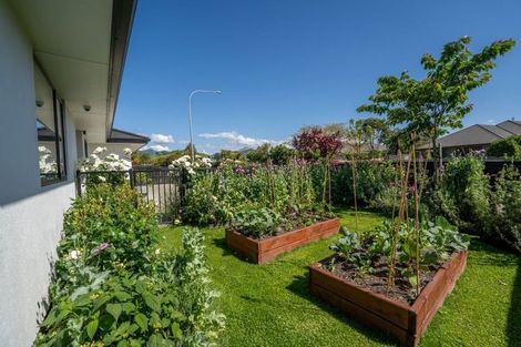 Photo of property in 6 George Fyfe Way, Wakefield, 7025