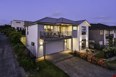 Photo of property in 77 Calluna Crescent, Totara Heights, Auckland, 2105