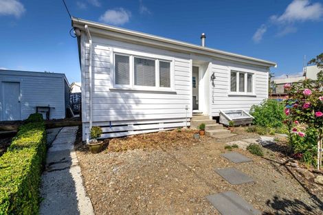 Photo of property in 23 Sussex Street, Tapanui, 9522