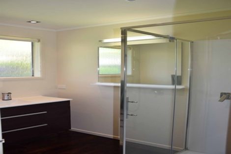 Photo of property in 4 Berne Place, Birkenhead, Auckland, 0626
