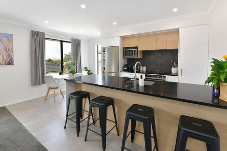 Photo of property in 5 St Julia Court, Helensville, 0800