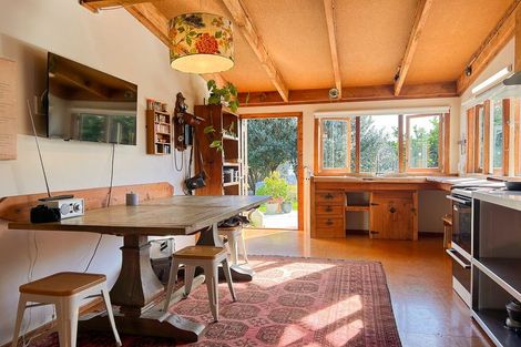 Photo of property in 21 Grove Road, Haumoana, 4102