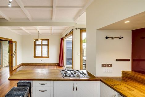 Photo of property in 9 Taradale Road, Marewa, Napier, 4110