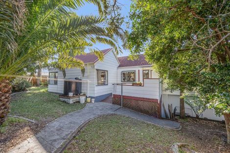 Photo of property in 7 Metric Place, Te Atatu South, Auckland, 0610