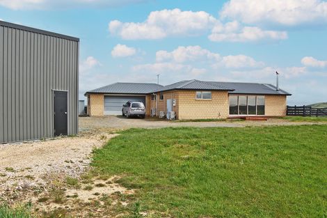 Photo of property in 173 Rangiora Road, Kaiwaka, 0573