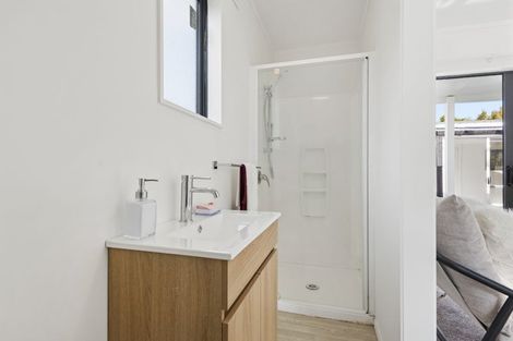 Photo of property in 15 Rice Crescent, Papakura, 2110