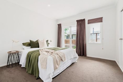 Photo of property in 124a Masters Avenue, Silverdale, Hamilton, 3216