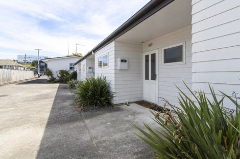 Photo of property in 28d Lorne Street, Melville, Hamilton, 3206