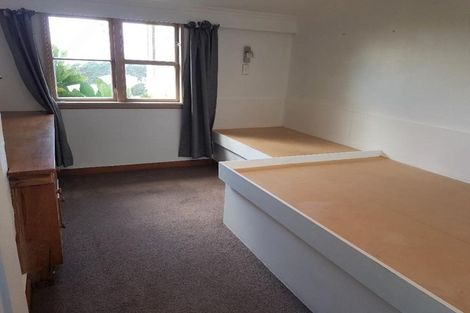 Photo of property in 50 Connaught Terrace, Brooklyn, Wellington, 6021