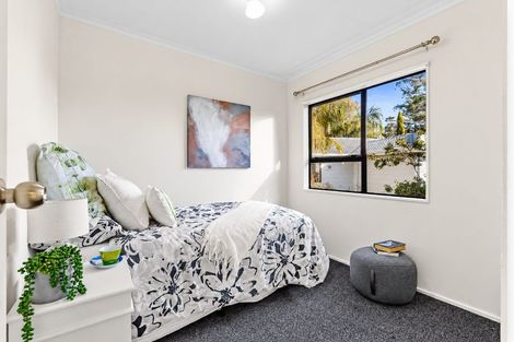 Photo of property in 2/159a Manuka Road, Bayview, Auckland, 0629