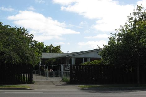 Photo of property in 218 Yaldhurst Road, Avonhead, Christchurch, 8042