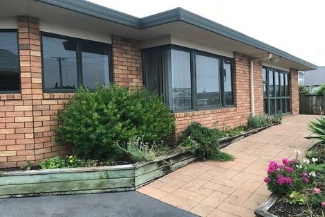 Photo of property in 1/18 Karamu Street, Te Atatu Peninsula, Auckland, 0610