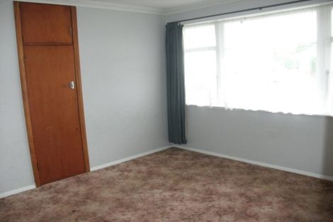 Photo of property in 1 Kauri Street, Levin, 5510