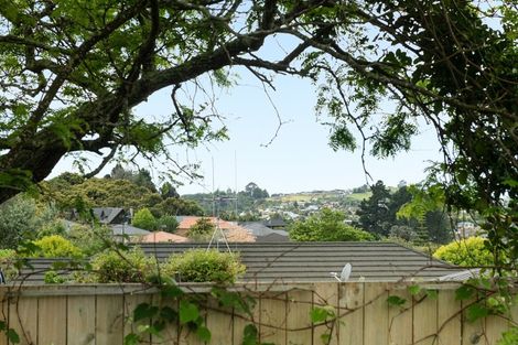 Photo of property in 10 Avon Rise, Welcome Bay, Tauranga, 3112
