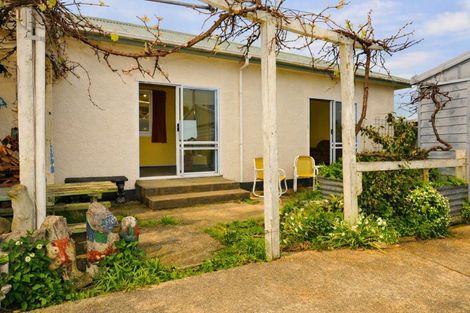 Photo of property in 8 Hannan Street, Levin, 5510