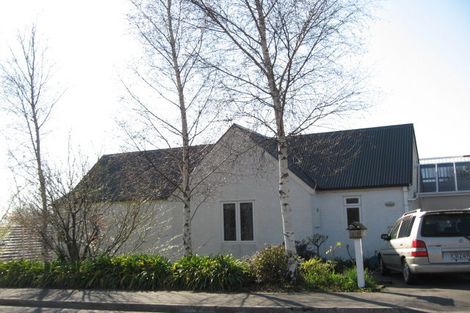 Photo of property in 8 Overdale Drive, Cashmere, Christchurch, 8022