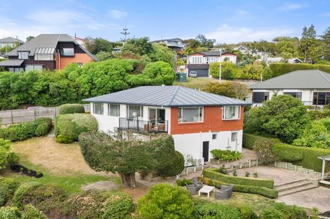 Photo of property in 118 Dyers Pass Road, Cashmere, Christchurch, 8022