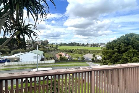 Photo of property in 14 Malaspina Place, Papatoetoe, Auckland, 2025