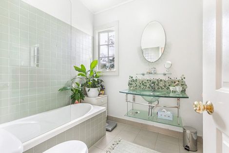 Photo of property in 57a Archibald Road, Kelston, Auckland, 0602