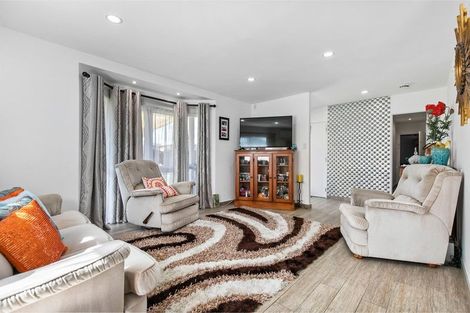 Photo of property in 1/527 Weymouth Road, Weymouth, Auckland, 2103