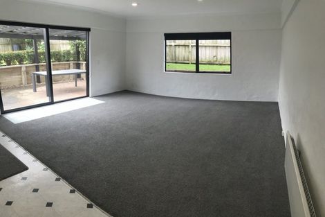 Photo of property in 6 Ferntree Terrace, West Harbour, Auckland, 0618