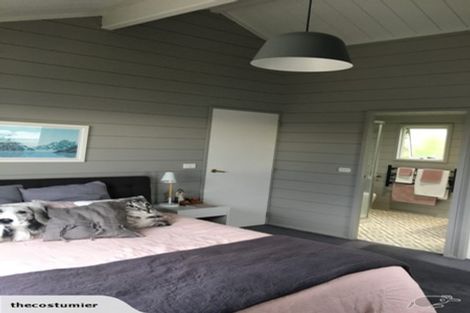 Photo of property in 130 Cannon Hill Crescent, Mount Pleasant, Christchurch, 8081