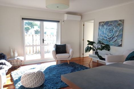 Photo of property in 299b High Street South, Carterton, 5713