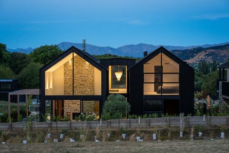 Photo of property in 13 Theodore Court, Wanaka, 9305