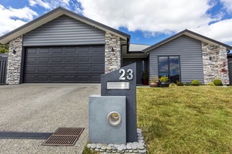 Photo of property in 23 Salisbury Crescent, Wallaceville, Upper Hutt, 5018